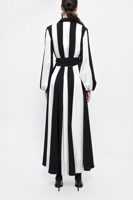 Siyah Beyaz Kontrast Kumaş Kombinli Uzun Gömlek Elbise 94169