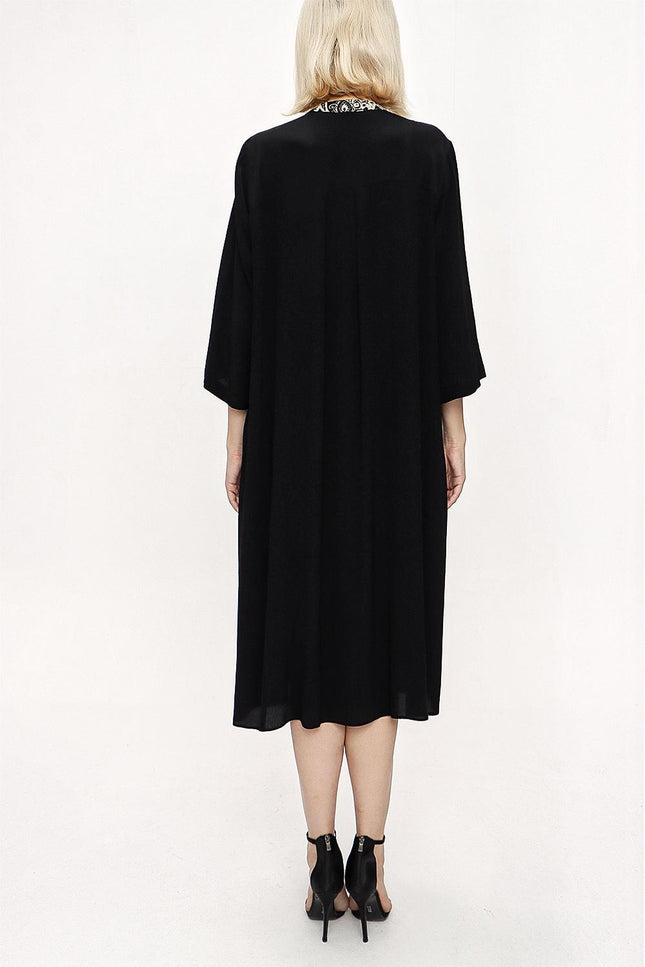 Siyah Kontrast Kumaş Detaylı Bol Kesim Elbise 94121