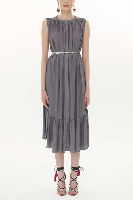 Gray Pleated maxi dress   93400