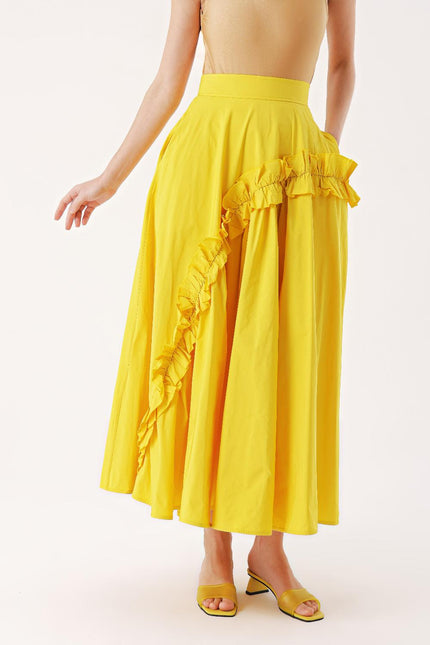 Yellow Midi length skirt with pleated detail 81241