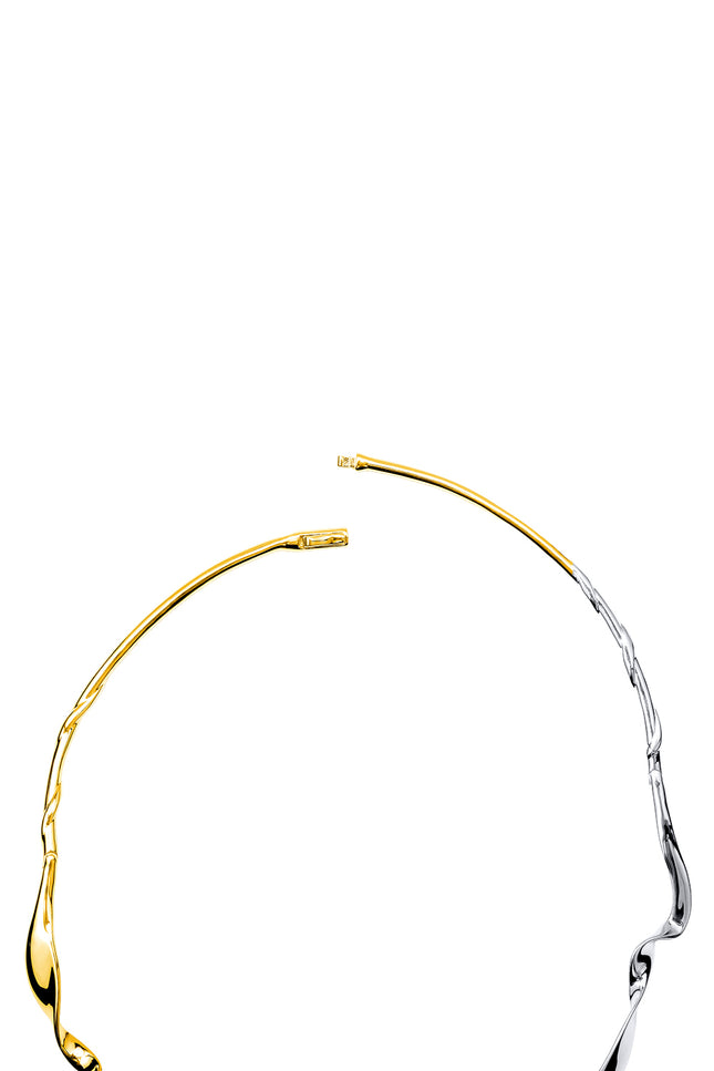 Gold Curved design 925 sterling silver necklace with sparkling details 174