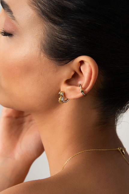 Gold 925 sterling silver heart and crystal stone detailed earrings 03