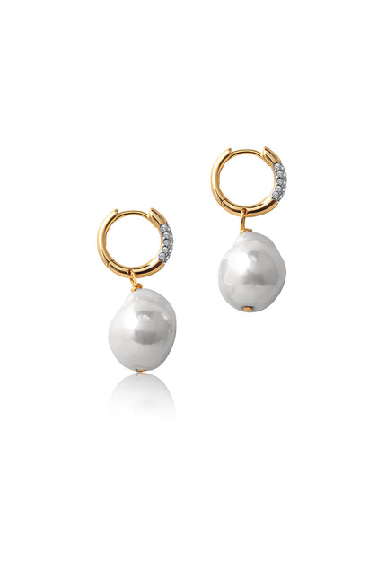 Gold 925 sterling silver hoop earring with natural pearl shape and crystal stone details 109