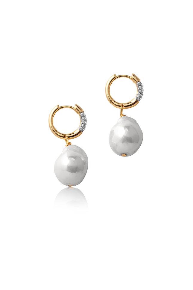Gold 925 sterling silver hoop earring with natural pearl shape and crystal stone details 109