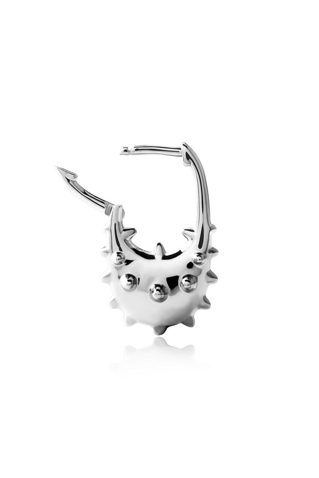 Silver 925 sterling silver earring with pointed embossed details 131