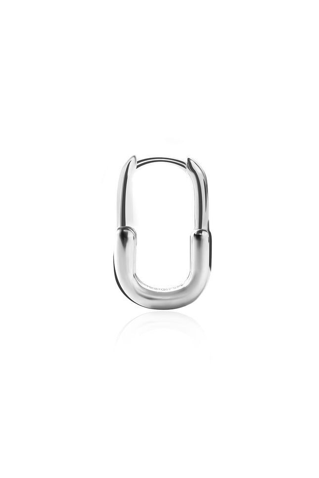 Silver Oval shaped 925 sterling silver earring 135
