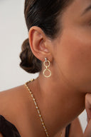 Gold 925 sterling silver earrings with interlinked hoop detail 164