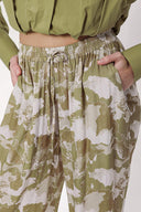 Beige Wide cut trousers with elastic waist 41623