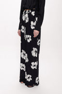 Black White Wide cut trousers with elastic waist 41623