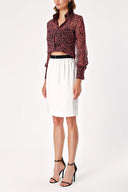 White Slim-fit skirt with elastic waist 80415