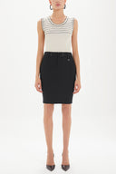 Black Slim fit skirt 80464