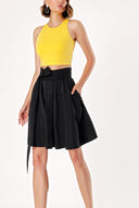 Black Belt detailed ruffled skirt 80958