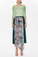 Green Pleat detail  skirt  81110