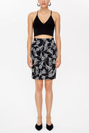 Patterned Above-the-knee, straight slim skirt  81118