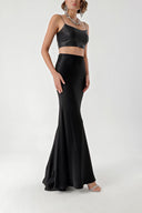 Black Long skirt with elastic waist 81261