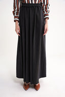 Black Long skirt with elastic waist 81323