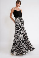 Patterned Long pleated skirt with godet detail 81372