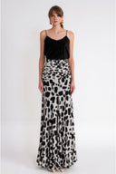 Patterned Long pleated skirt with godet detail 81372