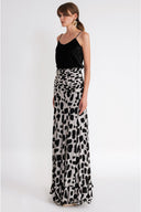 Patterned Long pleated skirt with godet detail 81372