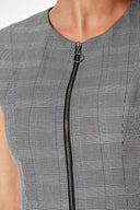 Black White Zipped slim fit vest 61154