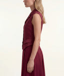 Burgundy Waist-fitting bag with lining and pocket details 61188