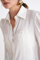 White Body-hugging chiffon shirt 10864