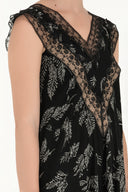 Patterned V-neck laced maxi dress 92254
