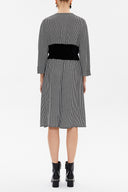 Patterned V-neck velvet fabric combined midi dress 92485