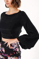 Black Low back short blouse 19825