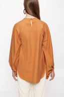 Cinnamon Blouse with pleated sleeves 19833