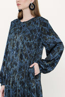 Patterned Wide cut oval neck dress 93430