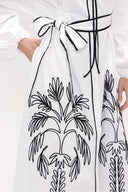 White Embroidery detail long sleeve dress 93438