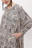 Beige Pleated loose-fitting maxi dress 94105