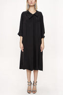 Black Large collar detailed wide cut dress 94118