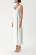 White Sleeveless V-neck slit dress 94217