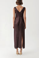 Brown Sleeveless V-neck slit dress 94217