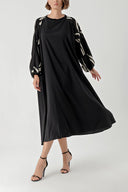Black Loose-fit dress with garni detail 94360
