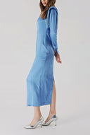 Blue Padded body-hugging dress 94406