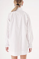 White Loose-fitting mini shirt dress with high neckline 94462