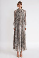 Beige Loose cut shirt dress with elastic waist 94589