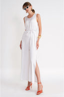 White Sleeveless loose-fit dress with slit detail 94718