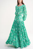 Green Loose-fit blouse and long gathered skirt two-piece suit 12345