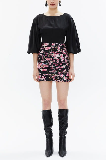 Black Background Floral Printed Pleated Slim fit midi skirt 81123