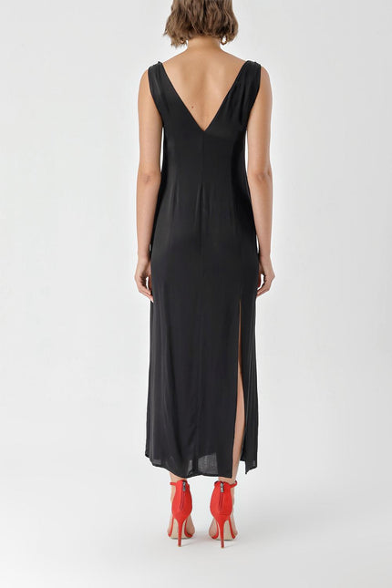 Black Sleeveless V-neck slit dress 94217